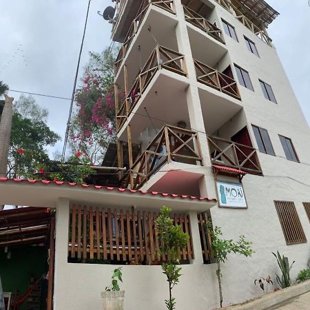 מונטניטה Hostal Moai מראה חיצוני תמונה