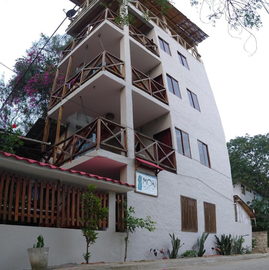 מונטניטה Hostal Moai מראה חיצוני תמונה