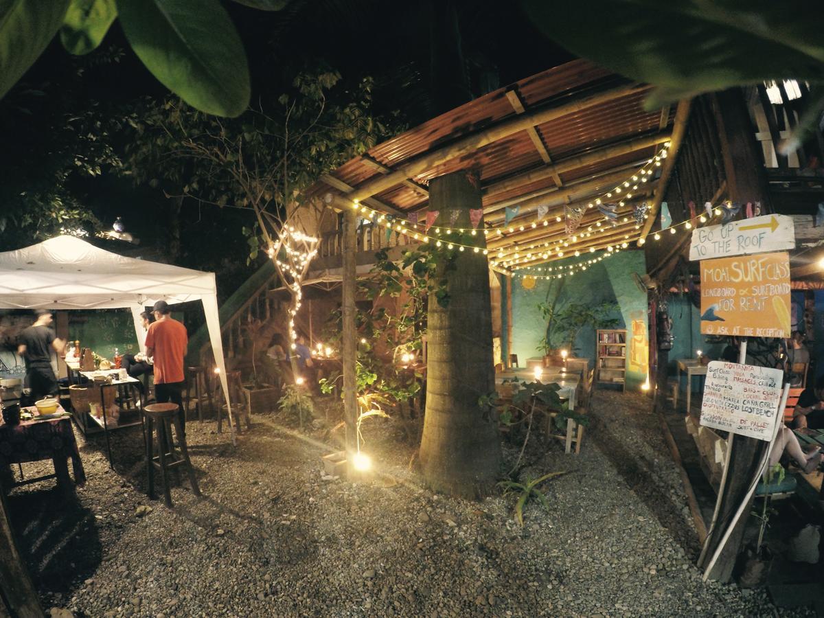 מונטניטה Hostal Moai מראה חיצוני תמונה